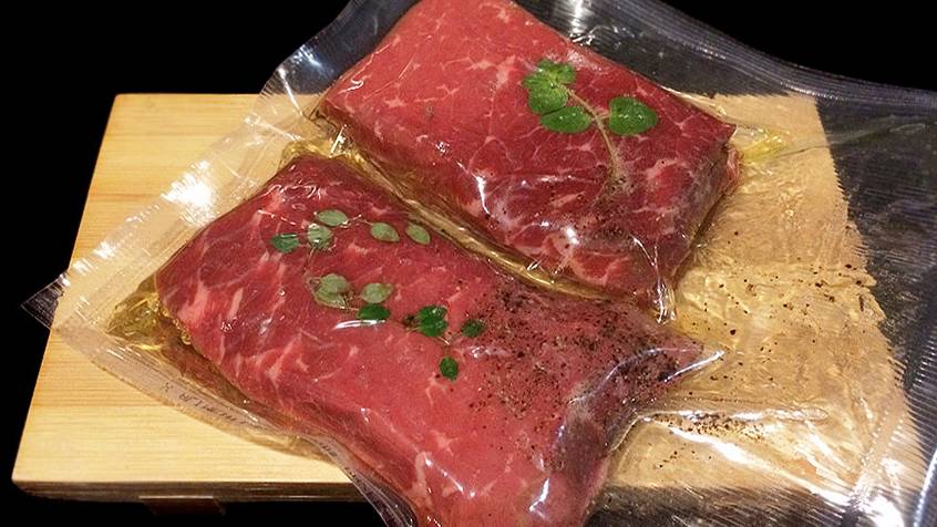 Говядина по Технологии Су-Вид в Духовке/Мясной Деликатес в Собственном Соку/А Нужен ли Су-Вид? смотреть онлайн