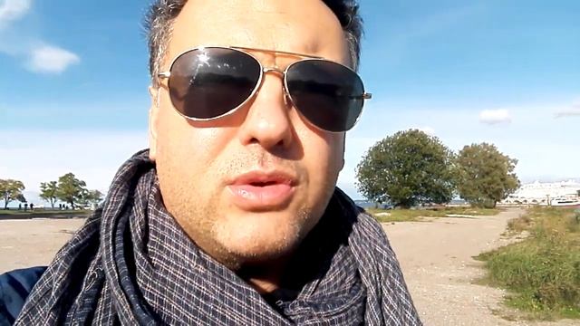 Возвращаться к реальности, к общению, к сотрудничеству. Генерировать жизнь. Психолог Максим Ефимов смотреть онлайн