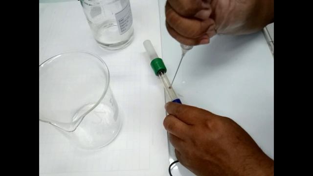 How to Refill KCl 3M to Prode pH meter смотреть онлайн