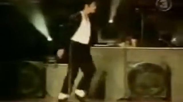 Michael Jackson Moonwalk смотреть онлайн