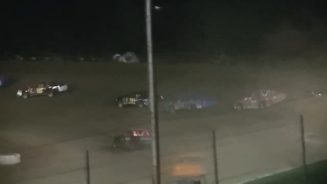 THill0801 Stock Car Feature смотреть онлайн