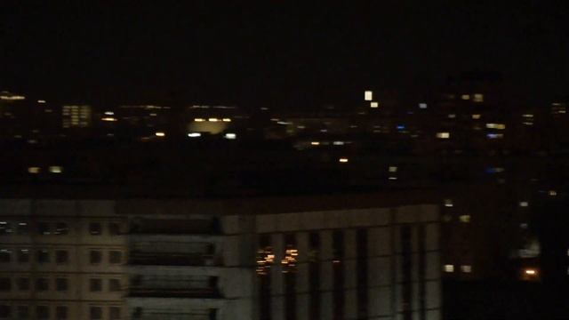 Так по ночам освещает Тепличный комплекс «Кедр» в Астрахани! смотреть онлайн