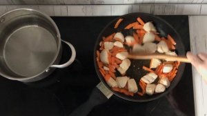 Суп с рисом томатной пастой и курицей  Как сварить томатный СУП с РИСОМ и КУРИЦЕЙ