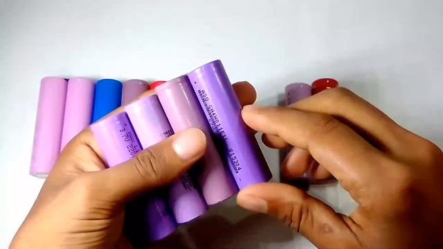 Lithium ion Battery Price in BD // কম দামে বেস্ট ব্যাটারি // Buy 18650 le-ion battery смотреть онлайн