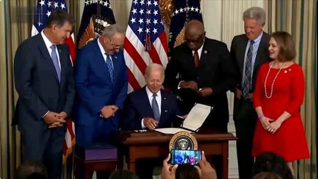 Джо Байден признался что он еврей и сразу помолодел минимум на 6 лет смотреть онлайн