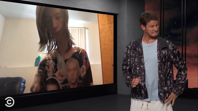 Web Chat: Daddy Long Neck - Tosh.0 смотреть онлайн