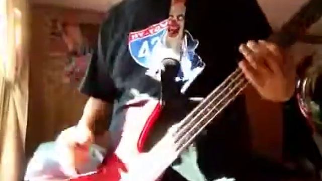 Korn prey for me bass смотреть онлайн