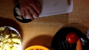 Мясо с баклажанами и картофелем в мультиварке