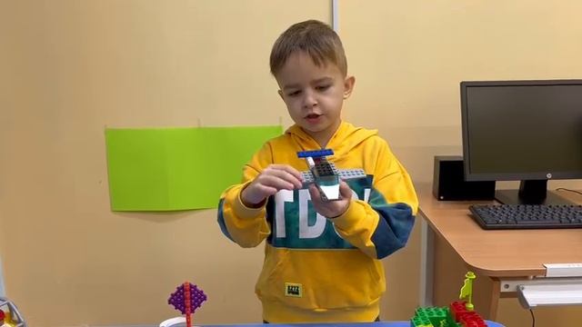 Конкурс "Удьуор утума" тема "Моё увлечение ЛЕГО-конструирование" Аксютич Дима 6 лет смотреть онлайн