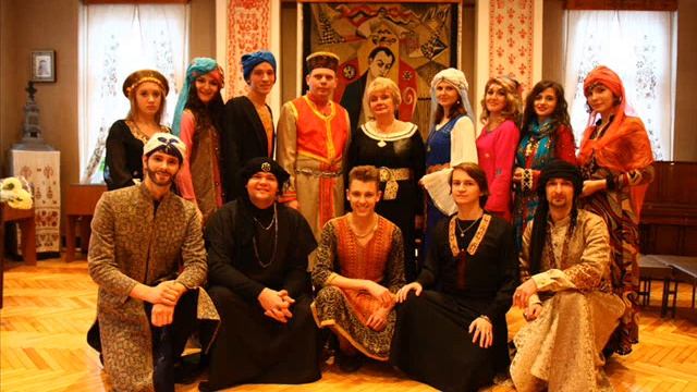 Театр "Фабула". Презентація смотреть онлайн