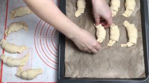 Круассаны из готового слоеного дрожжевого теста  Как приготовить КРУАССАНЫ слоеные дрожжевые