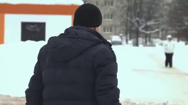 Корреспондент-либераст чуть не огрёб от деда! смотреть онлайн