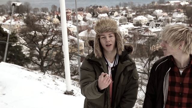 Chris Brown - Strip (Cover) Sam&Adam From dot SE смотреть онлайн