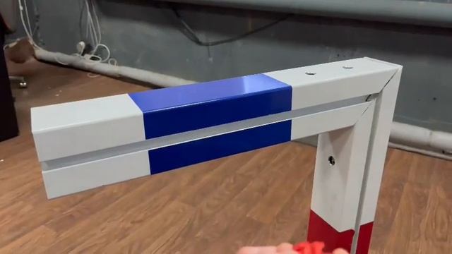 Клипсы для фиксации сетки к воротам
