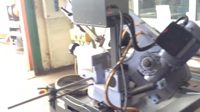 Shark 260 Bandsaw смотреть онлайн