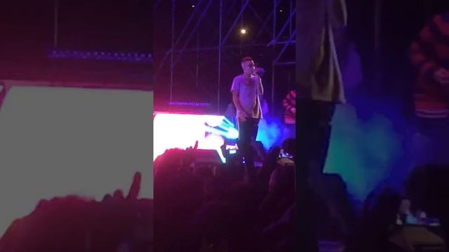 Sfera Ebbasta - Rockstar (Bisceglie 14/8/2018) смотреть онлайн