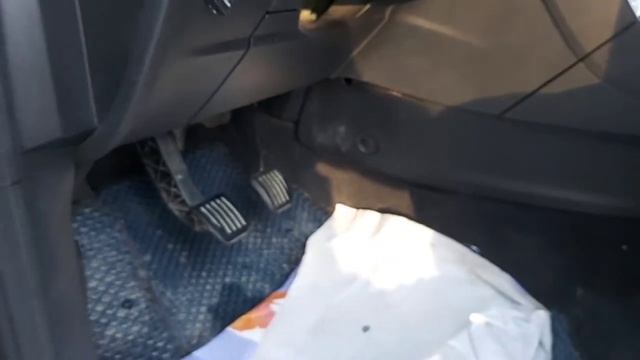 Мондео 4. Снимаем мотор отопителя, и меняем щетки..mp4 смотреть онлайн