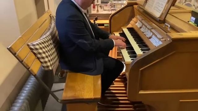 Sporken Leitmotiv - Organist смотреть онлайн