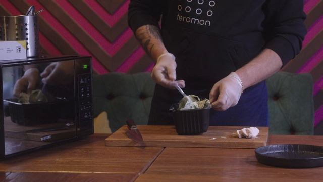 Цезарь с курицей