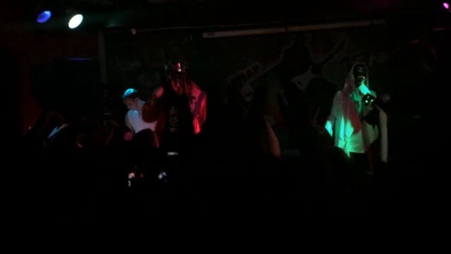 Big Russian Boss - Бедность Goodbye смотреть онлайн