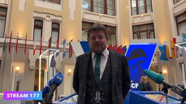 КОММЕНТАРИЯ АНАТОЛИЯ БАТАШЕВА ПОСЛЕ ОГЛАШЕНИЯ РЕЗУЛЬТАТОВ ЦИК смотреть онлайн