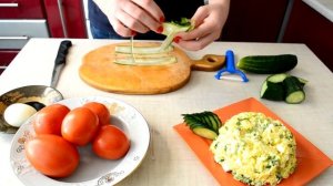 Как красиво нарезать помидоры и огурцы  Красивая овощная нарезка на Праздничный стол!