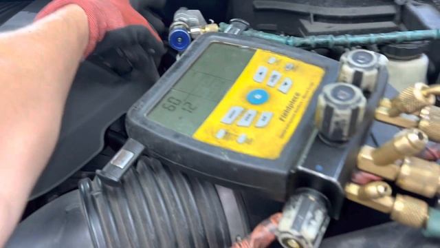 VACUUM REFRIGERANT GAUGES FIRST TO PROVE YOU CAN GO BELOW 100 micron смотреть онлайн