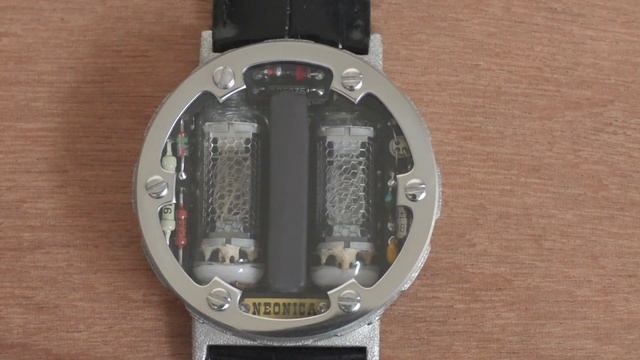 Nixie 2-tube watch d=47mm, 3D accelerometer and RGB backlight смотреть онлайн