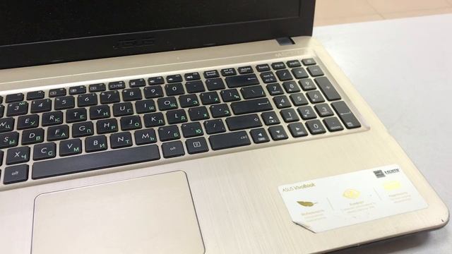 Ноутбук ASUS