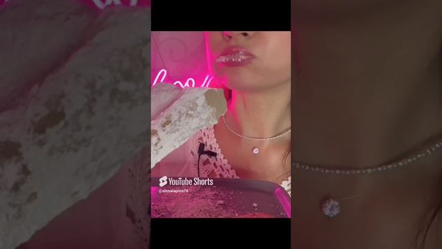 ASMR crunch of chalk_ Чак-Чак ( Дагестан) в меловой муке#asmr #asmrsounds #eatingsounds смотреть онлайн