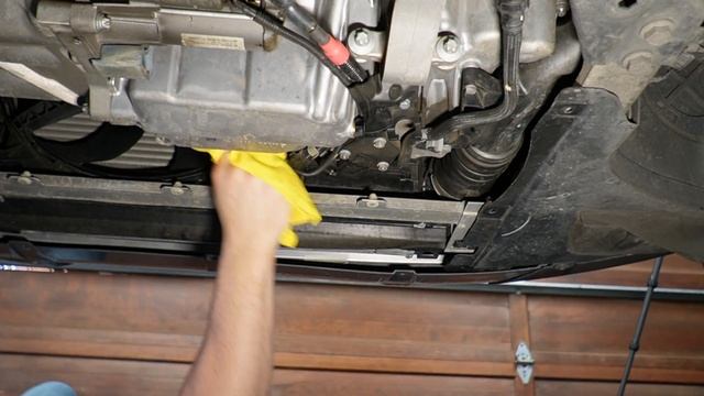 IG384 MIni Cooper F56 JCW Oil Change and Transmission Service смотреть онлайн