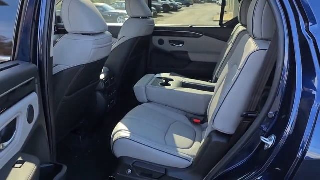 2023 Honda Pilot Highland Park, Northbrook, Waukegan, Libertyville, Gurnee P20075 смотреть онлайн