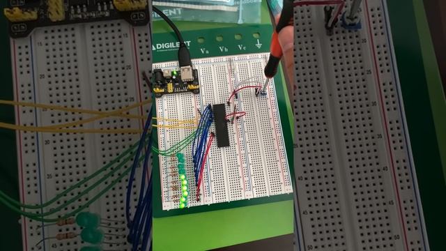 Using potentiometer to adjust input voltage смотреть онлайн
