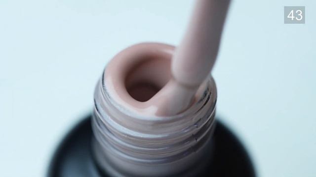 Гель-лак EDLEN №43 (бежевый с серебряными блестками), 9 мл смотреть онлайн