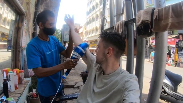 £10 Indian Street Massage 🇮🇳. ASMR смотреть онлайн