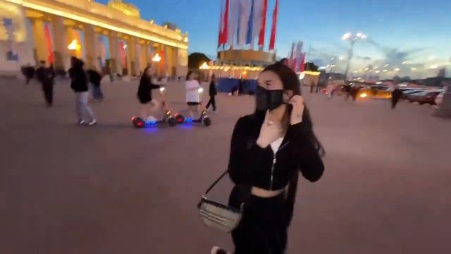 IRL с Акула жожо макс // СТРИМ ТЕНДЕРЛИБАЕ смотреть онлайн