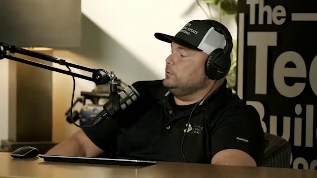 The Roadmap to Building a Dominant Real Estate Team смотреть онлайн