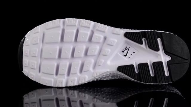 NIKE AIR HUARACHE RUN ULTRA Wallace three generations смотреть онлайн