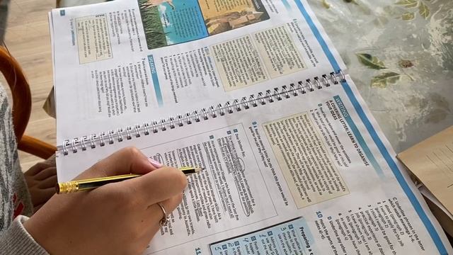 Карантин/Песни в реальной жизни смотреть онлайн