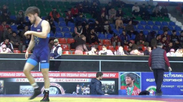 Арсланали Арсланалиев (Хасавюрт) - Мухаммед Алиев (Махачкала)