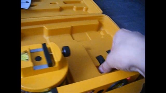 Tool review - JOHNSON laser level and JOHNSON 6 foot level смотреть онлайн