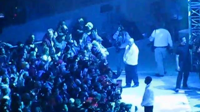 Ванкувер 2010. Концерт Theory Of A Deadman 2