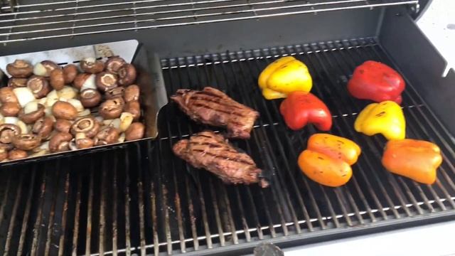 Weber Genesis II 4-burner Grill Review- unbiased review 👍 смотреть онлайн