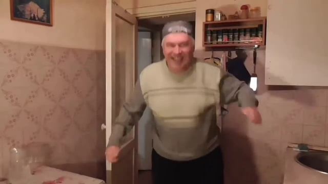 Геннадий Горин танцует под разную музыку смотреть онлайн