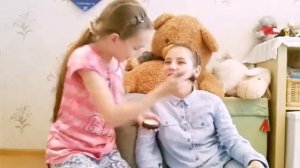 Челенж с Подругай! Или как мы нюхали ноги😂😂😂