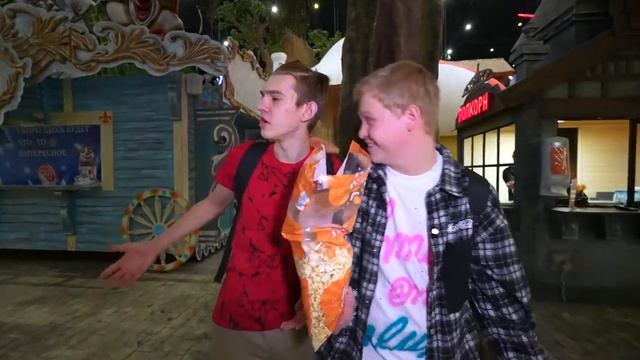 ПАЦАНЫ ИЗ КАМПУСА НАРВАЛИСЬ НА ДЕРЗКИХ КАЧКОВ!!! АМИНА СПАСЛА МАЛЬЧИКОВ смотреть онлайн