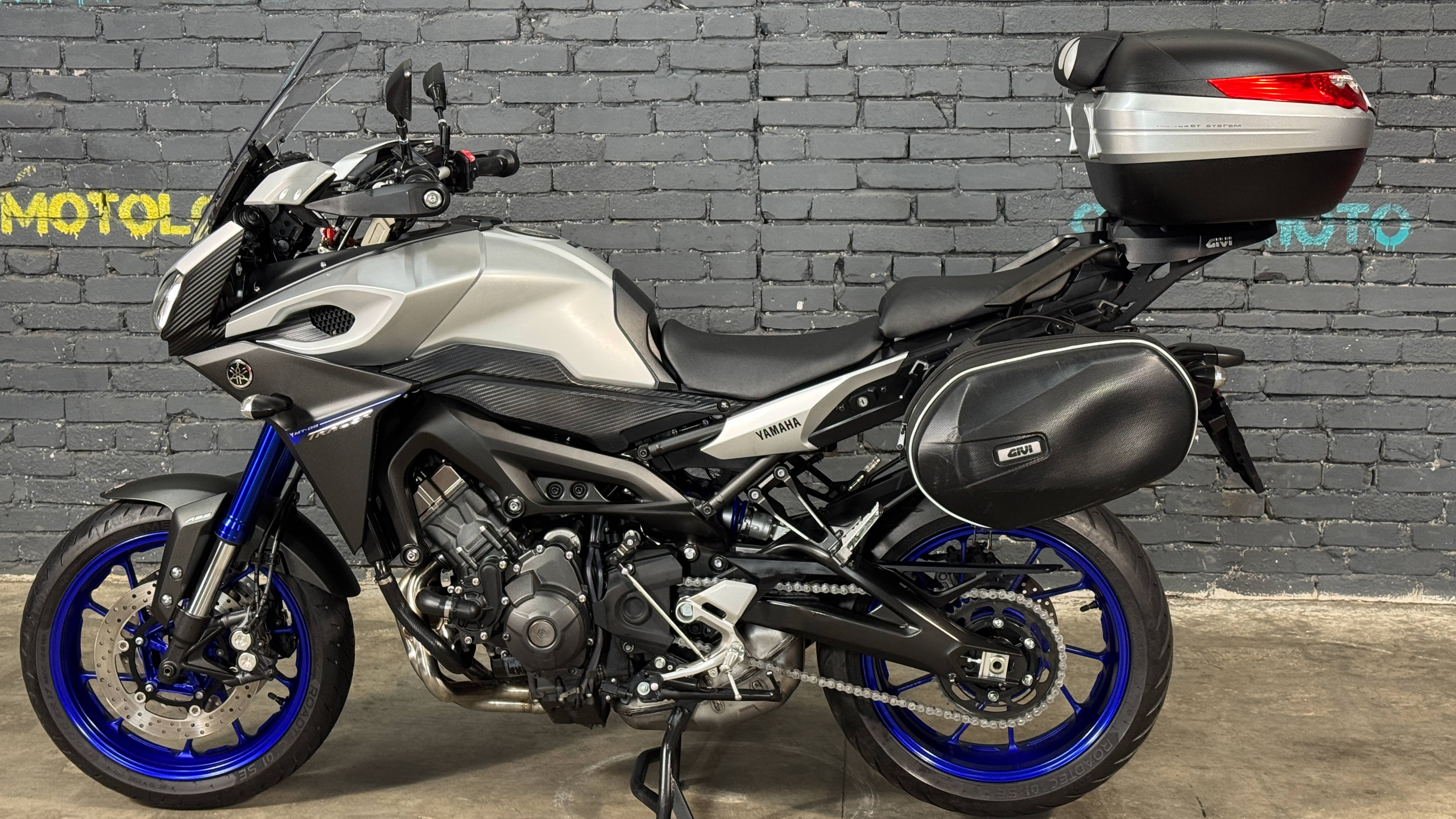 Yamaha MT09 Tracer смотреть онлайн