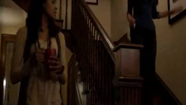 elena trapped in her own house.wmv смотреть онлайн