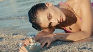 Versace Dylan Turquoise | The Fragrance Shop