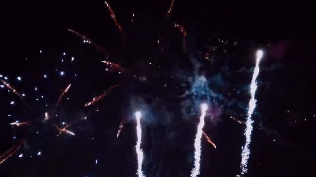 Фейерверк на открытии Лотос Plaza смотреть онлайн